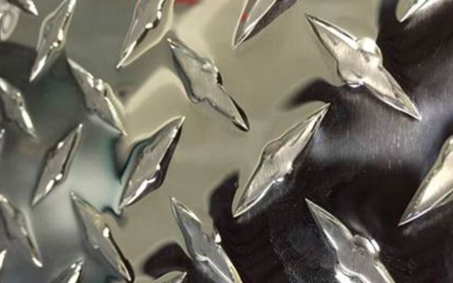 花纹铝板材规格有哪些？常见种类有什么？