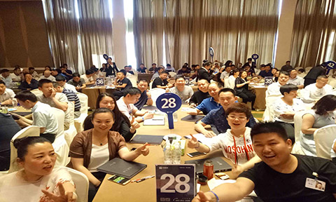 创新学习和求实开拓总有一个在路上--云顶集团精神