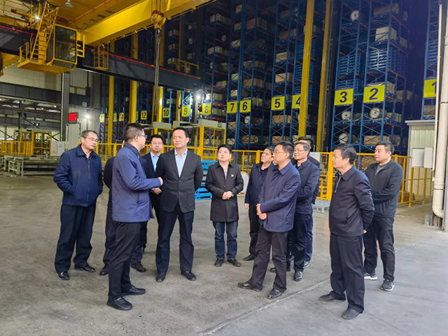 铜川市人民政府考察团一行到云顶集团铝业参观考察