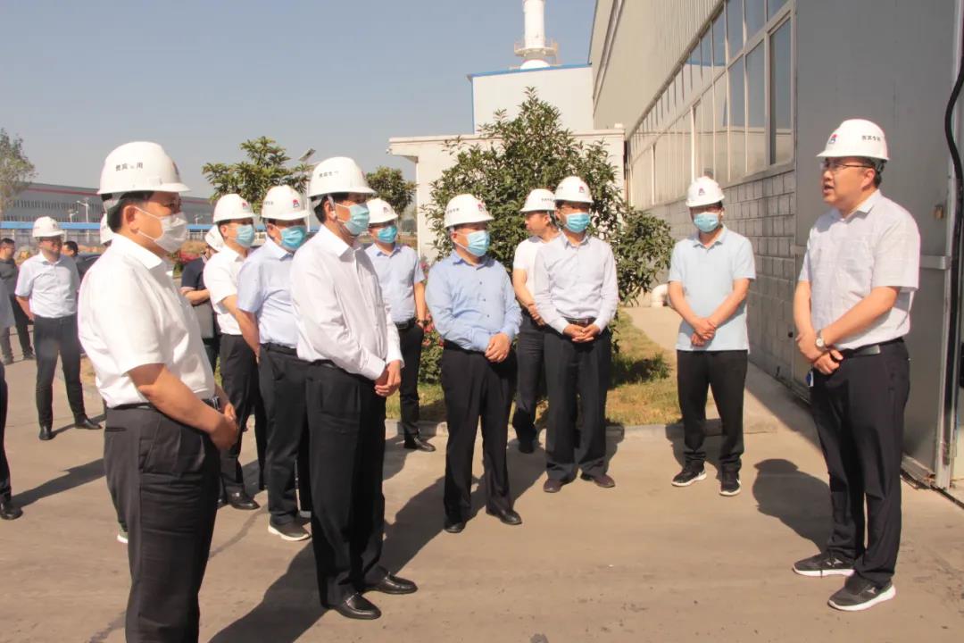 洛阳市政府观摩考察团莅临云顶集团科技参观考察 洛阳市政府观摩考察团莅临云顶集团科技参观考察