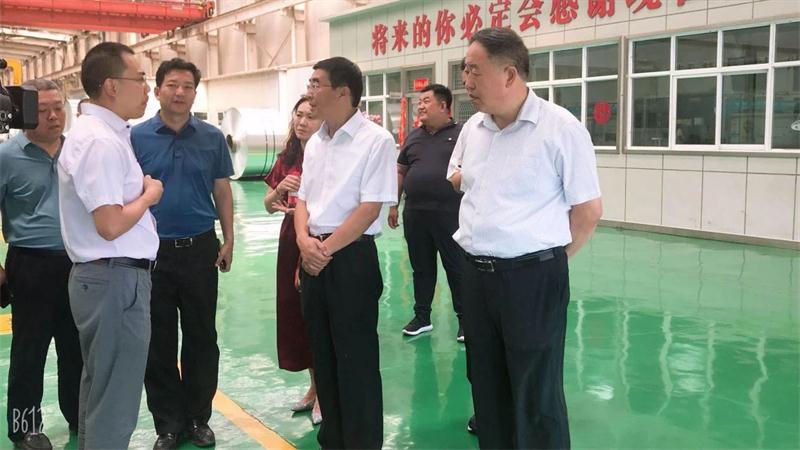 山西省河津市政府参观团一行莅临郑州云顶集团参观调研