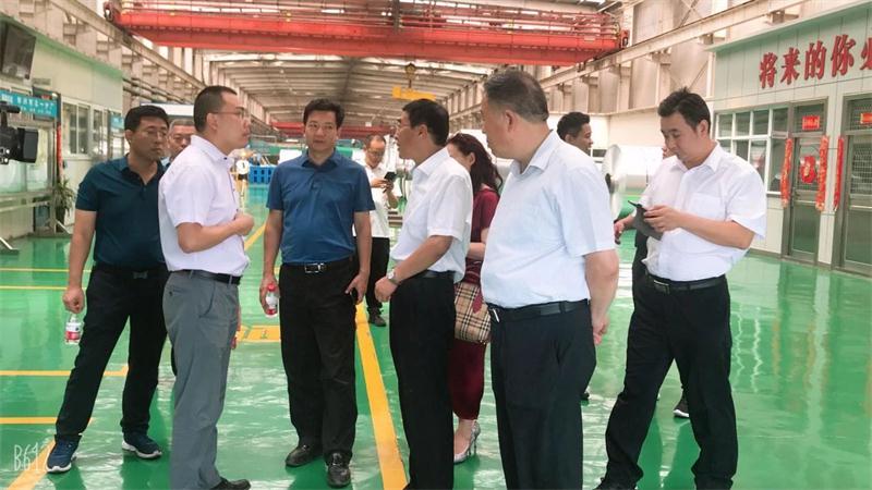 山西省河津市政府参观团一行莅临郑州云顶集团参观调研