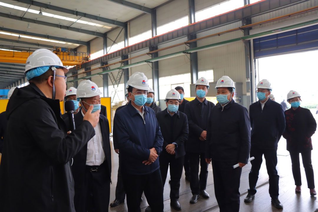 河南省副省长何金平莅临云顶集团铝业调研